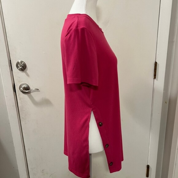 Shein Pink Crew Neck Short Sleeve Tunic Top Button Accent Side Slit Top Sz Large - Picture 6 of 12
